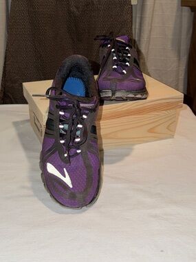 Women’s Brooks Purple Running Sneakers